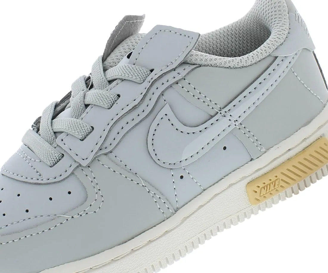 Nike Men's Basketball Shoe